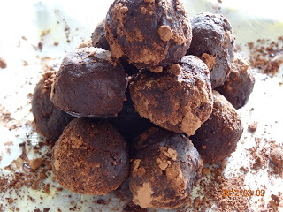 Thumbnail for Nutella Balls with Peanut