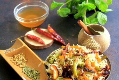 Thumbnail for Vegetable yakhni Pulao recipe – Vegetable yakhni biryani recipe – One Pot meals – Rice recipes