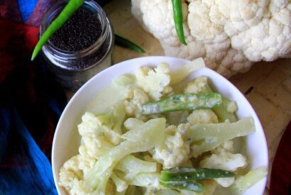 Thumbnail for Cauliflower posto recipe – Cauliflower in poppy seed, mustard seeds gravy – fulkopi Posto recipe – Side dish for rice, roti, Chapathi, paratha recipes