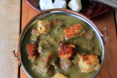 Thumbnail for Paneer Green Curry Recipe – Paneer in Mint, Coriander gravy – Simple Paneer recipe