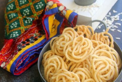 Thumbnail for Aval Murukku recipe – Poha Murukku Recipe – poha chakli recipe – Murukku recipes – snacks recipes – Gokulashtami recipes