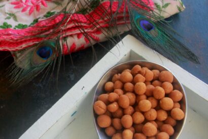 Thumbnail for Kara Seedai recipe – Seedai with store bought rice flour recipe – gokulashtami recipes – krishna jayanthi recipes – Janmashtami recipes